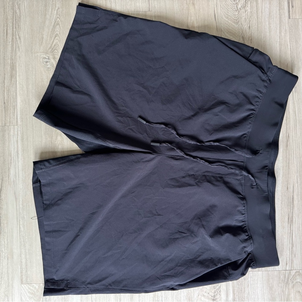 Black Large Lululemon Athletic Shorts